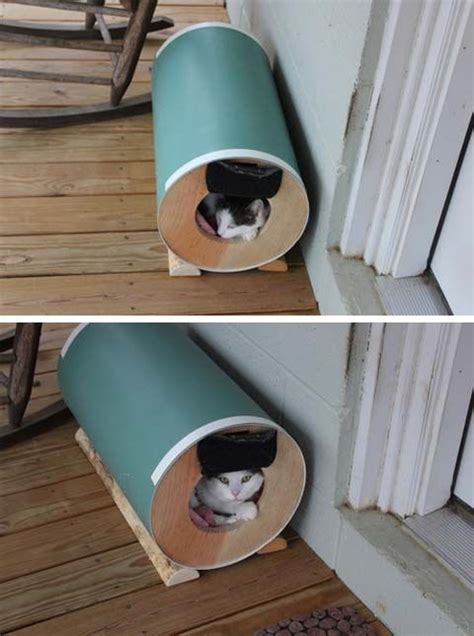 This cat house has a 2×2 frame and outdoor walls made from 1/2″ plywood. 15 DIY Outdoor Cat Houses for Your Fur Babies