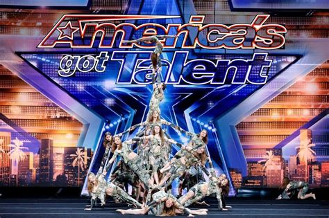 Incredible Aerial Dancers Earn America S Got Talent S First Golden Buzzer Of The Season