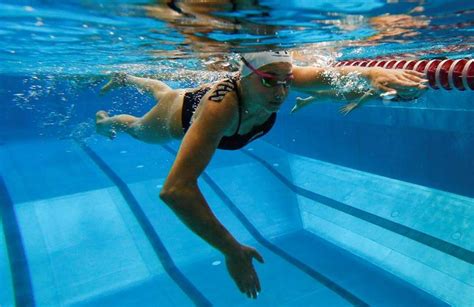 Refugee To Rio Syrian Swimmer Splashes Into Stardom
