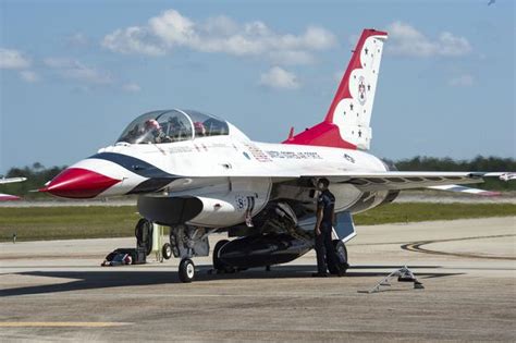 F 16 Block 52 Upgrades Set To Take Thunderbirds Into The Future