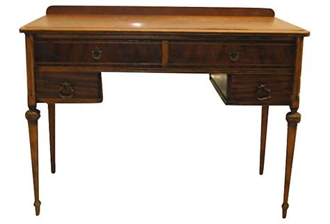 Tiger Oak Writing Desk On Tiger Oak