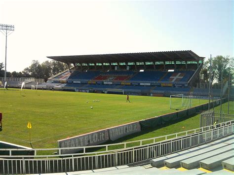 I also liked the marin bear valley, but the manitou shock didn't feel as good as the rs. Stadio Silvio Piola (Novara) - Wikipedia