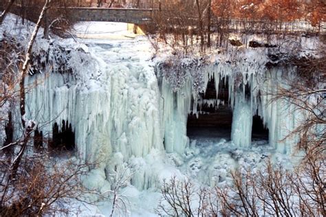 14 Breathtaking Ice Formations That Prove Winter Is The Most Beautiful