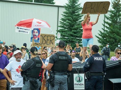 Trudeau Resumes Campaign After Angry Crowds Disrupt Rallies National Post