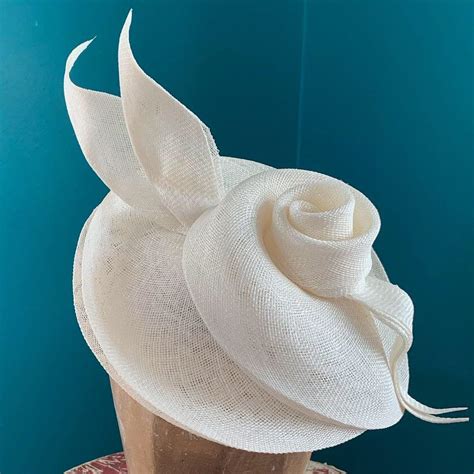 Swirled Sinamay Fascinator For Beginners Fascinator Sinamay Swirl Hat