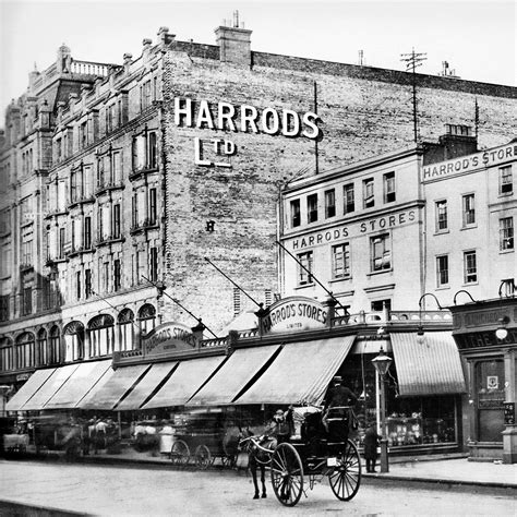 История Harrods Лондонский универмаг Harrods самый большой в европе универмаг