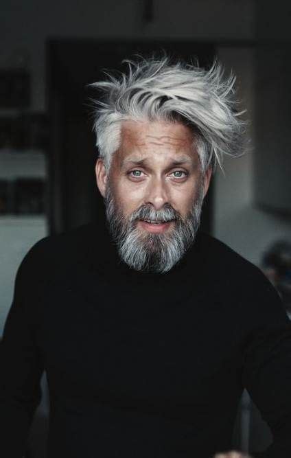 30 Trendy Grey Hair Styles For Men Men Hairstylist
