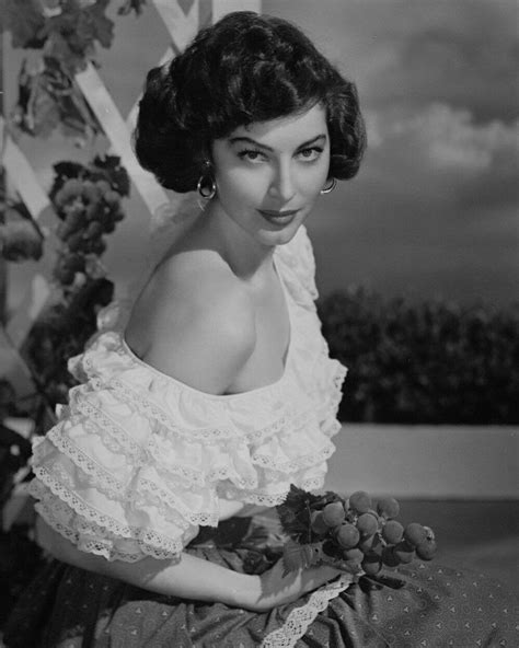 🌺💕 Howard Hughes Ava Gardner Hollywood Fashion Classic Hollywood Hollywood Style 1950s