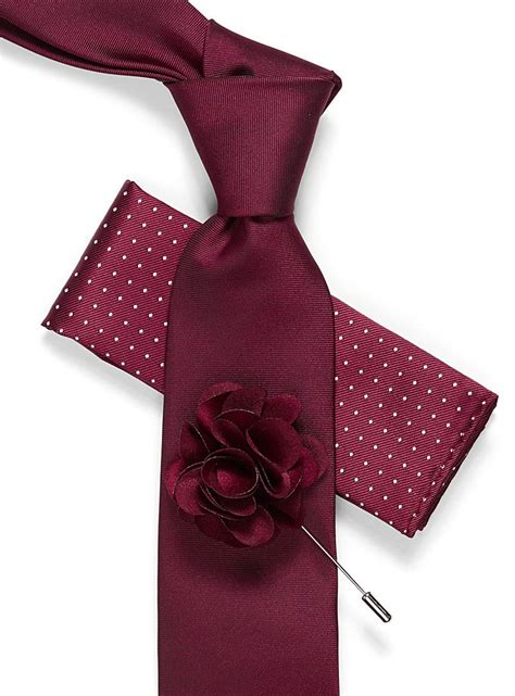 Fold the rolled flower pocket square fold with these simple instructions. Tie, pocket square, and flower lapel pin set | Le 31 | Shop Pocket Squares & Scarves | Simons ...