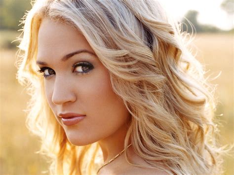 Celebrities Of 2012 Carrie Underwood