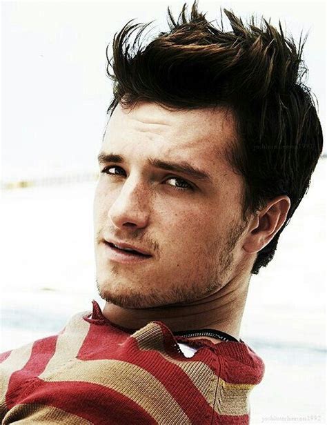 Pin By Michelle Brown On Style Celebrity Josh Hutcherson Hunger