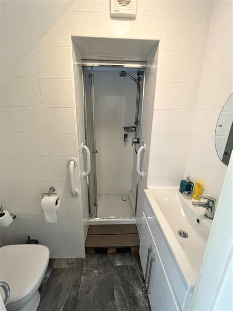 Gf Shower Room Mckinlays Estate Agents Bournemouth