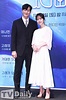 【多圖】韓志旼&朴海秀出席紀錄片《鯨魚和我》記者會：韓志旼一席純白洋裝，甜美動人微笑征服全場！