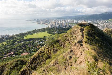 How To Hike Oahus Iconic Diamond Head Crater St Charles