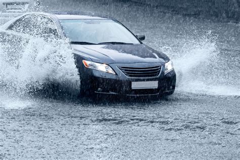 Driving In Heavy Rain What You Need To Pay Attention To Torque