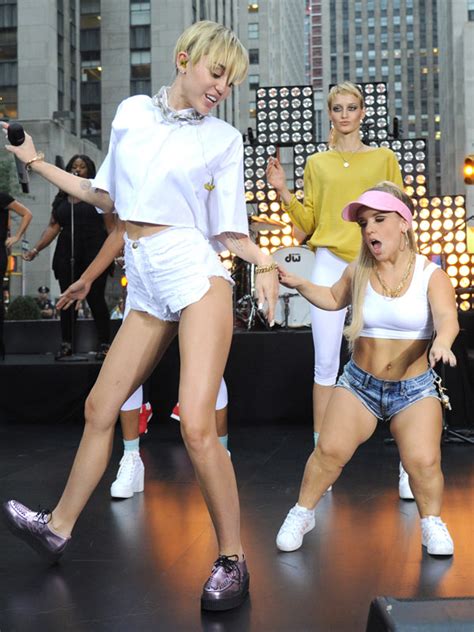 [video] Miley Cyrus’ ‘today’ Show Performance — She Twerks And Gets Sexy Again Hollywood Life
