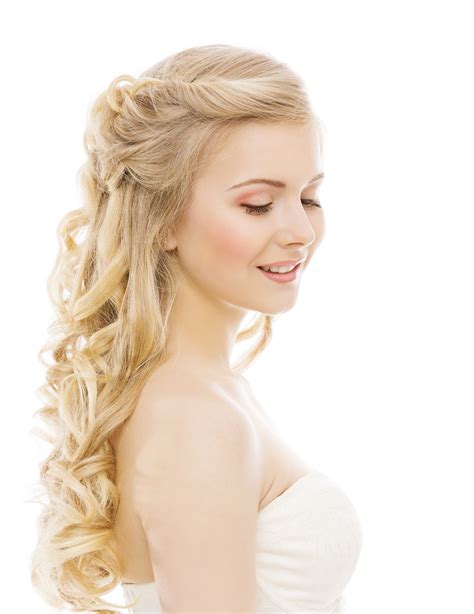 Curly wedding hairstyles are so chic that even women with straight hair are also loving it. Curly wedding hairstyles for kulot brides