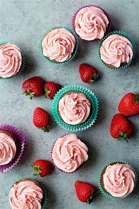 homemade strawberry cupcakes recipe cupcake daily blog best cupcake recipes one happy