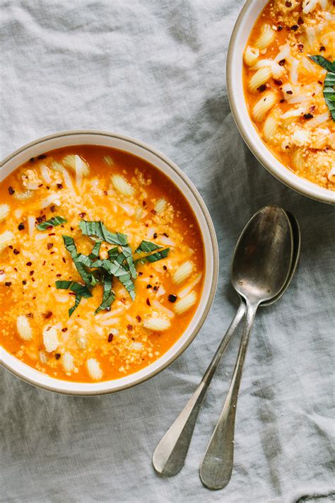 Creamy Tomato Basil Pasta Soup