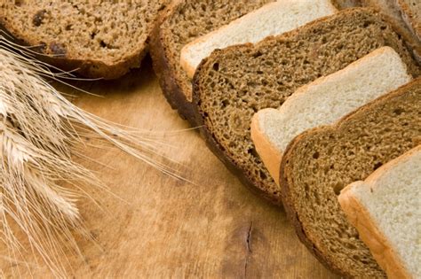 Whole Wheat Bread Healthier Than White Bread Study