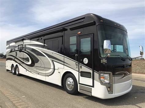 2014 Used Tiffin Motorhomes Zephyr 45dz Class A In
