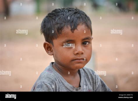 Indian Poor Child Hi Res Stock Photography And Images Alamy