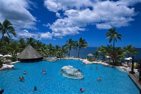 Swimming Pool Sonaisali Island Resort License Image 70015876