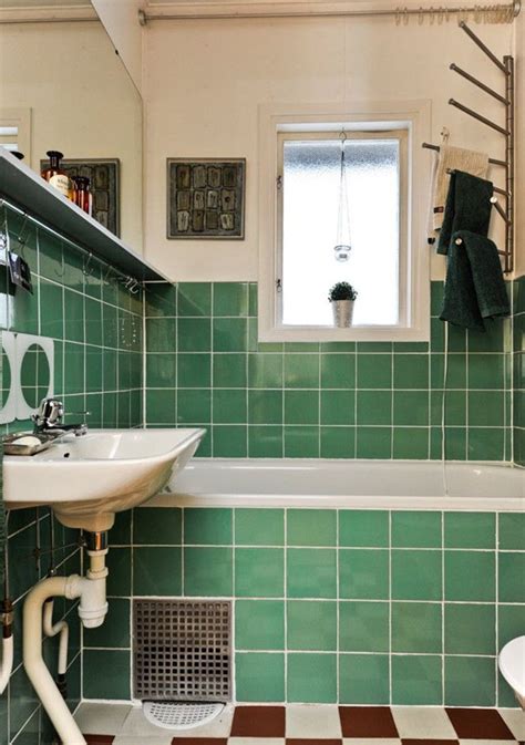 Retro Green Bathroom Ideas 31 Retro Black White Bathroom Floor Tile