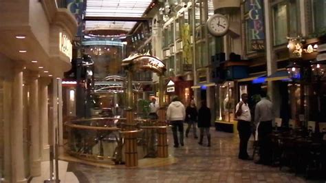 Ultimate guide to voyager of the seas royal caribbean cruise ship. Promenade deck on Voyager of the Seas (deck 5) by ...