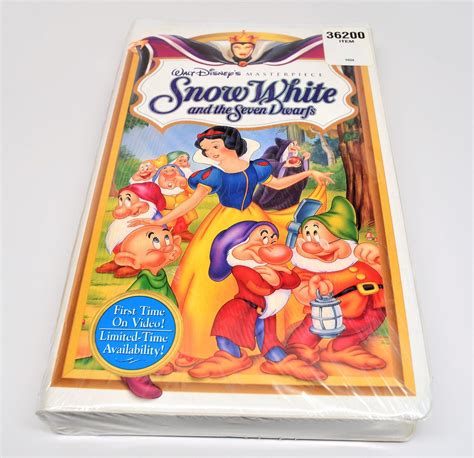 Snow White And The Seven Dwarfs Walt Disney Vhs Movies Etsy Walt