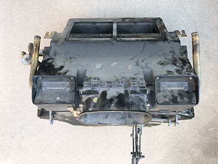 Notes on using automatic climate if there are unpleasant. Mercedes-Benz W123 and R107 DIY: 450SL Heater Box Removal