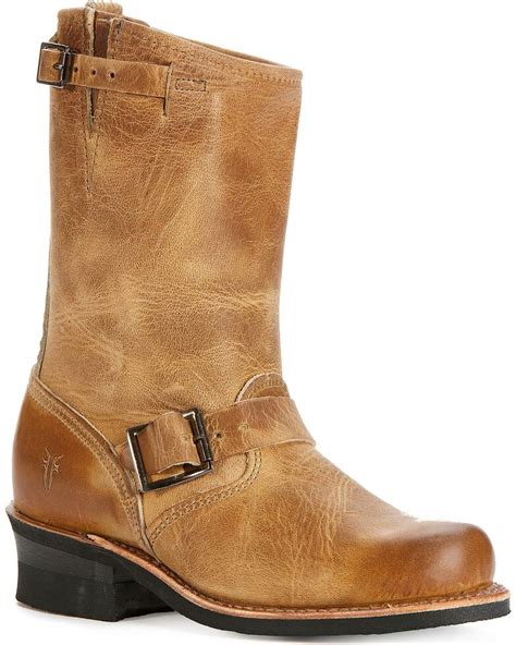 Create a refined, sophisticated look the next time you're out and about in these classy engineer 12r boots from frye®! Frye Women's Engineer 12R Boots - Round Toe | Sheplers