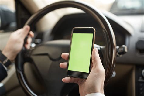 10 Of The Most Common Driver Distractions Abrahams Law