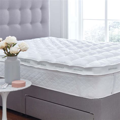 A mattress topper adds a layer of comfort allowing you to sleep soundly like a baby. Silentnight Airmax 600 Mattress Topper | Silentnight