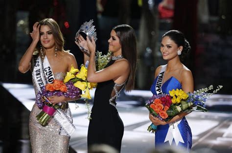 Colombiana Es Coronada Miss Universo Por Error