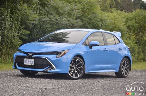 2019 Toyota Corolla Hatchback First Drive Car Reviews Auto123