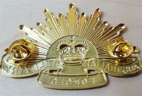 5th Type Vietnam War Era Australian Army Rising Sun Uniform Cap Badge