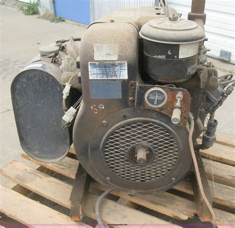 Wisconsin Two Cylinder Gas Engine In Mcpherson Ks Item Bf9885 Sold