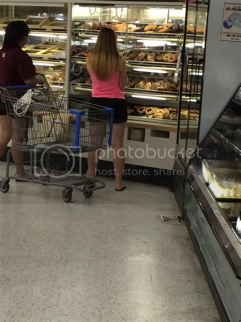 This Broad Offered To Blow Me At Walmart Pic