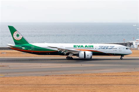 Eva Air Orders 5 Additional Boeing 787 9 Dreamliners Avs