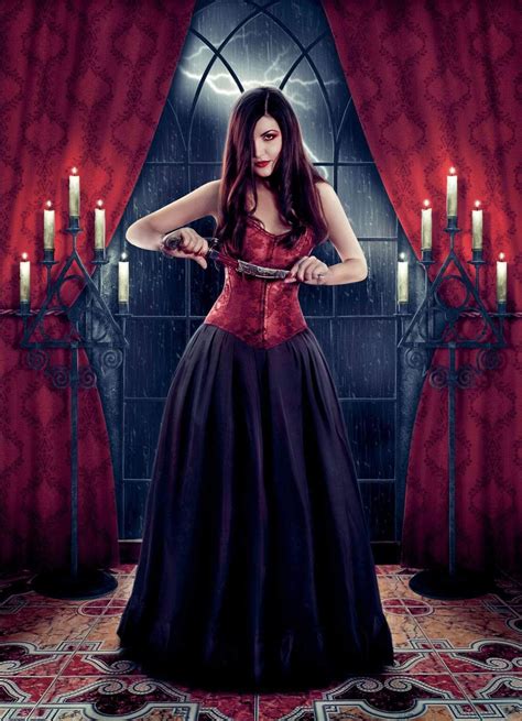 Pin By Anthonyingoglia On I ️ Vampires Vampire Woman Fantasy Art