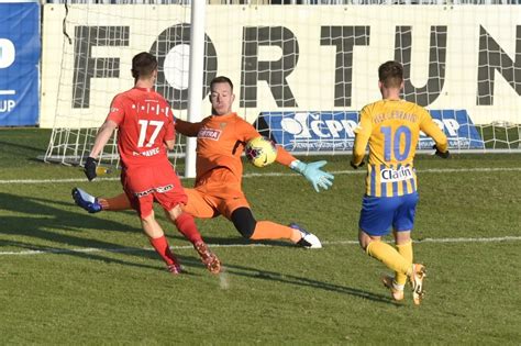 >> přejít na tv program všech stanic >>. Brno v důležitém záchranářském duelu uspělo v Opavě - ČT ...