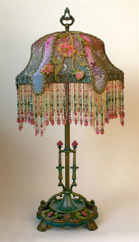 Nice 40 Vintage Victorian Lamp Shades Ideas For Decorating Bedroom Diy