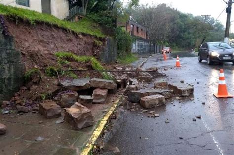 Chuvas Causam Alagamentos E Desmoronamentos Em Bento Gonçalves Geral