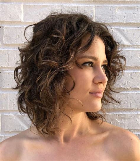 Most Delightful Short Wavy Hairstyles For Natural Wavy Hair Haircuts For Wavy Hair