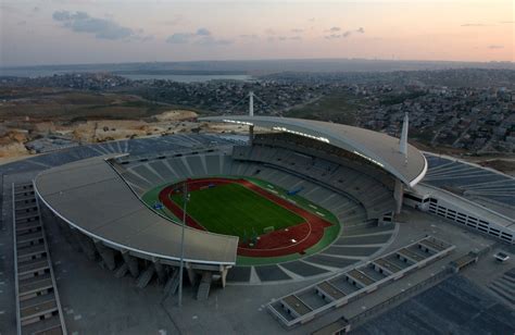 Balıkesir atatürk stadium, a football stadium in balıkesir, turkey. Bekende voetbalstadions in Turkije - Lees er hier alles over