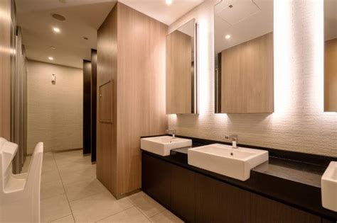 현대적인 인테리어 디자인의 호텔 욕실 프리미엄 사진 인테리어 호텔 욕실 호텔 욕실 디자인
