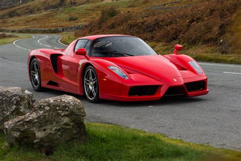 Enzo Ferrari Car Specs Photos