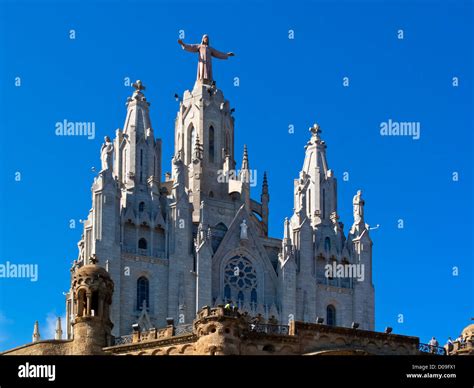 Basilica Del Sagrado Corazon De Jesus Fotografías E Imágenes De Alta