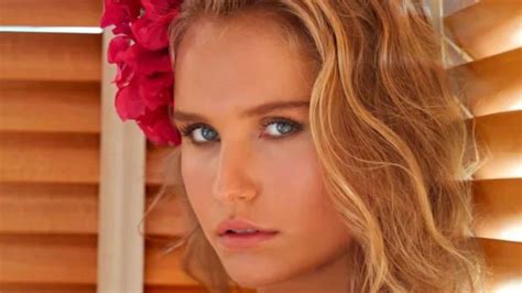 7 Jaw Dropping Photos From Sailor Brinkley Cooks Si Swim Debut In